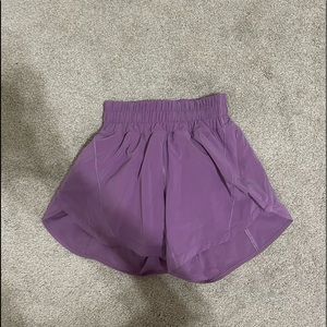 lululemon track that high rise 4” size 0 purple shorts
